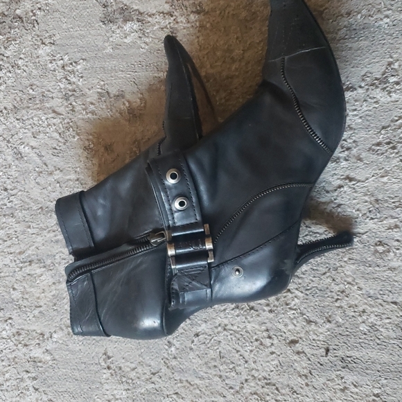 💜Dior pointy toe boots - Picture 5 of 15